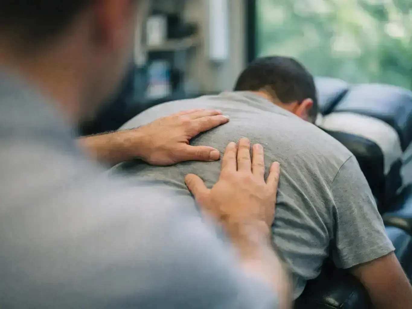 Intersegmental Traction Definition & Examples — team at work